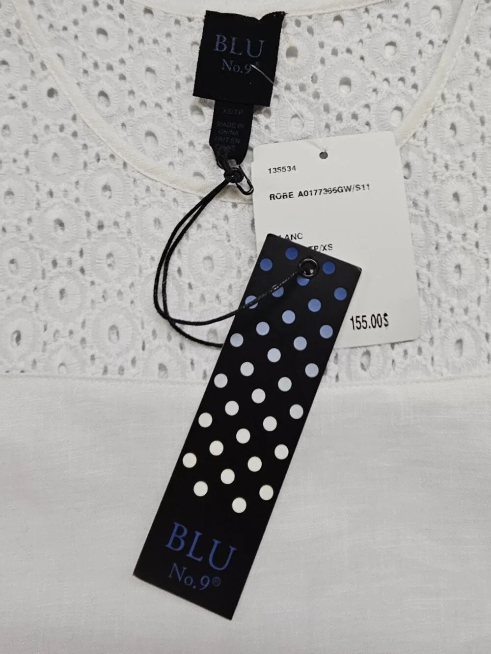 Blu No. 9 White Linen Shift Dress With White Eyelet Accents In Size XS NWT